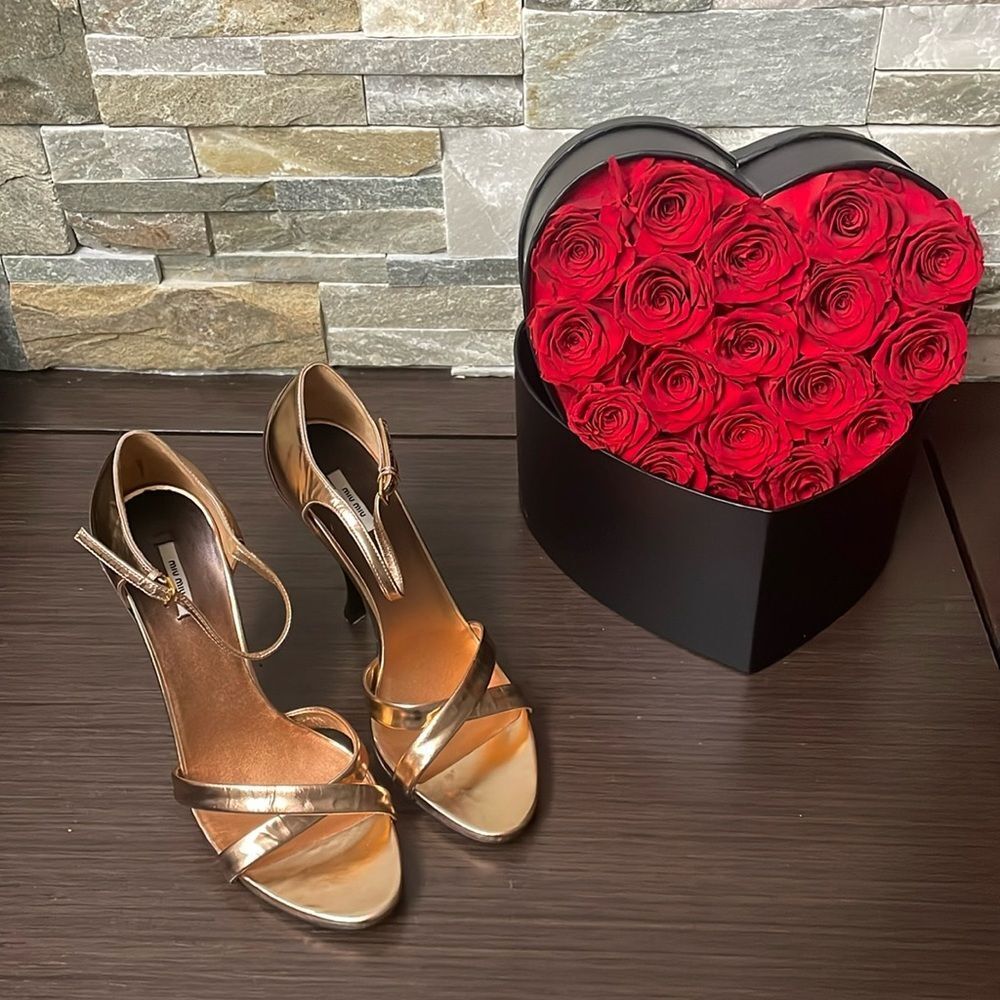 Miu Miu Rose metallic Heels - Size 38. PRICE DROP ‼️‼️‼️‼️‼️